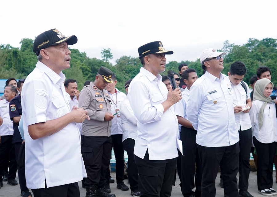 Tinjau Pelabuhan Perikanan Mato, Gubernur Sulteng Komitmen Sahuti Aspirasi Nelayan Banggai Laut