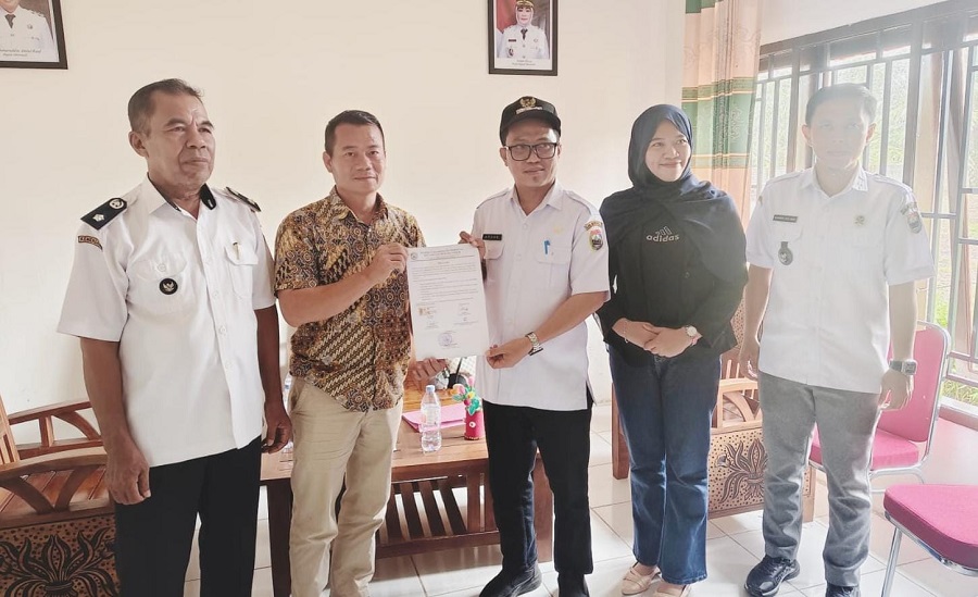 Camat Bungku Timur Fasilitasi Dua Desa Capai Kesepakatan dengan PT Rezky Utama Jaya