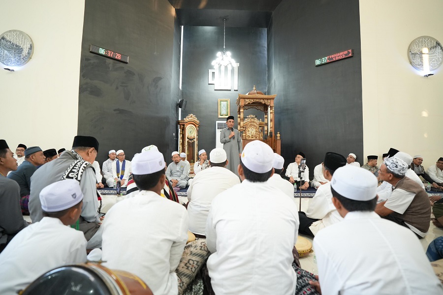 Gubernur Anwar Hafid Ajak Buka Pintu Keberkahan Sulteng  Melalui Subuh Berkah