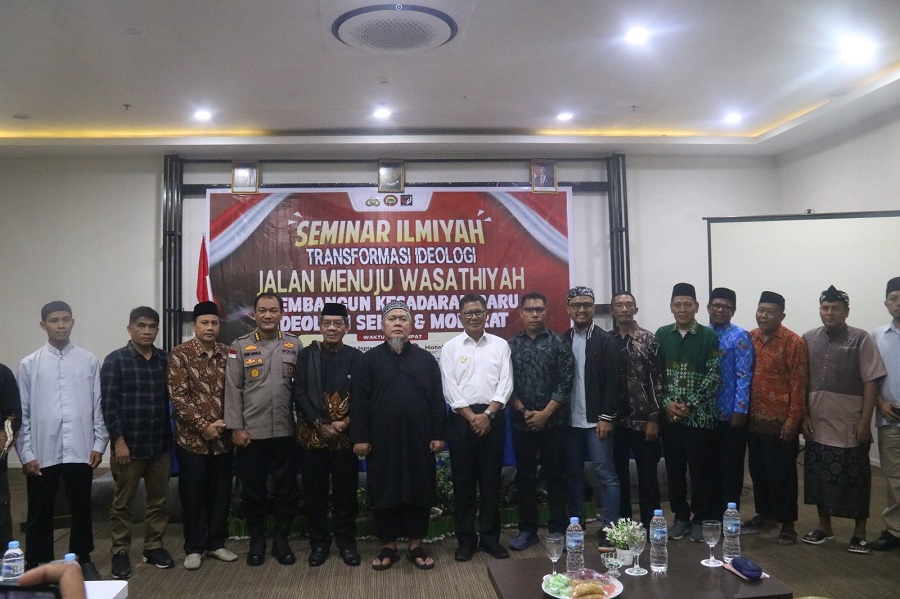 Seminar Transformasi Ideologi Islam Menuju Wasathiyah, Wabup Poso Tekankan Pentingnya Moderasi