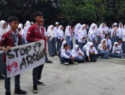 Tuntut Transparansi Dana BOS, Ratusan Siswa SMAN 5 Palu Aksi Unjuk Rasa