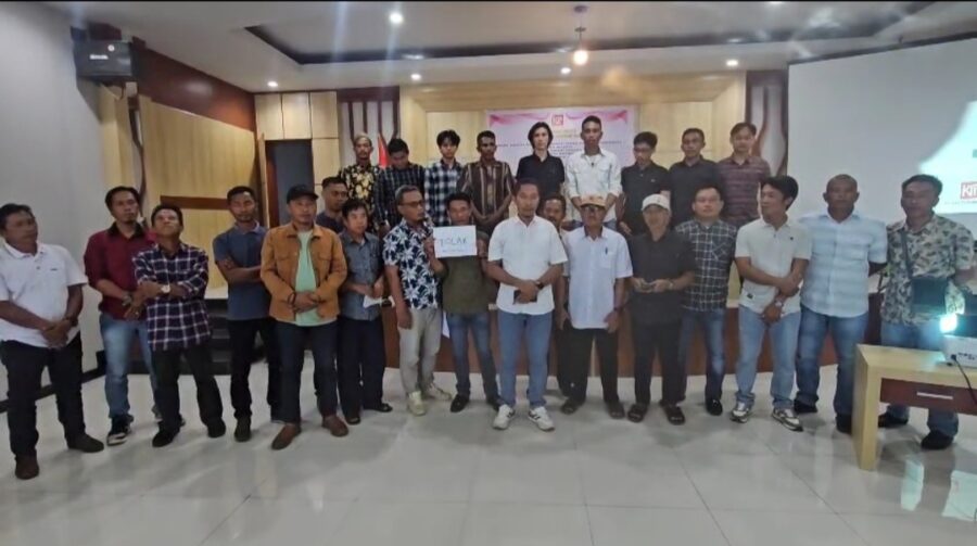 Asfar Dampingi Masyarakat Matarape Tolak Sosialisasi PT KPI