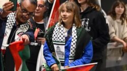 Greta Thunberg Diseret Tentara Israel dan Dipaksa Cium Bendera Penjajah