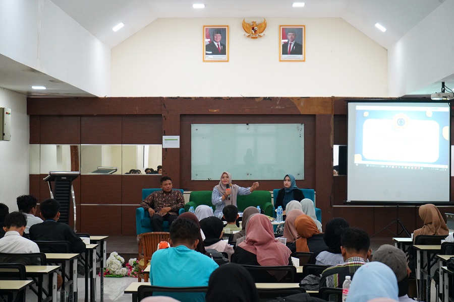 Kolaborasi FEB UNUSIA dan Pasca UM Palopo Gelar Kuliah Umum Soal CSR