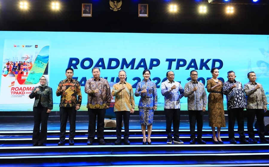 OJK Bersama Kemenko Perekonomian dan Kemendagri Gelar Rakornas TPAKD 2025