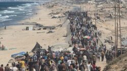 Puluhan Ribu Warga Gaza Kembali ke Kampung Halaman Usai Gencatan Senjata