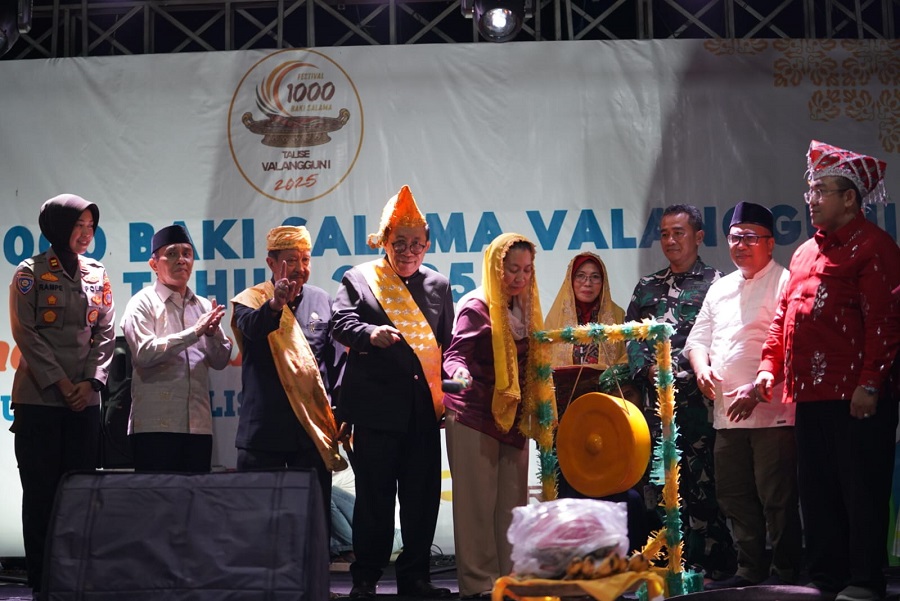 Semarak Festival 1000 Baki Salama Valangguni di HUT Ke-11 Kelurahan Talise Valangguni