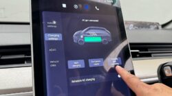 Tips Aman Mengatasi Charger Gun yang Tersangkut Saat Mengisi Daya NETA V-II
