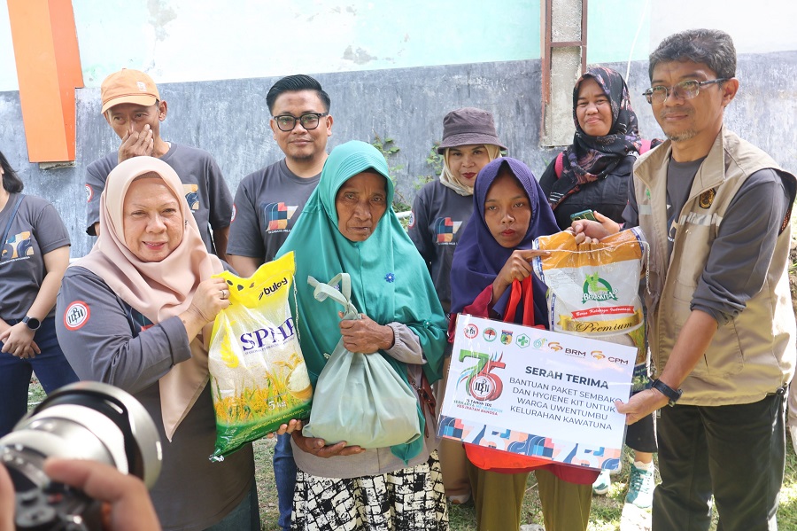 IDI Kolaborasi CPM Bakti Sosial di Uwentumbu Kota Palu