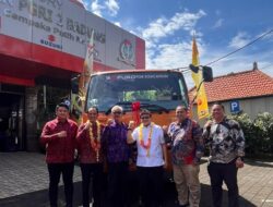 KTB  Donasikan Unit Mitsubishi Fuso Fighter ke SMK PGRI 2 Badung