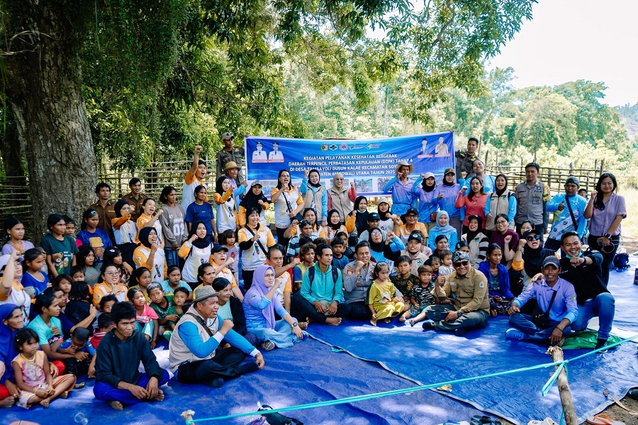 Layanan Kesehatan Mobile Dinkes Morut di Dusun Kalae, Warga Antusias Turun Gunung