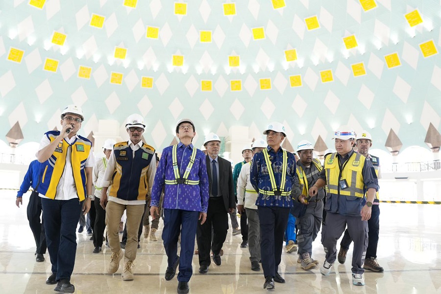 Menag Nasaruddin Tinjau Masjid Raya Baitul Khairaat Jelang Serah Terima