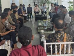 Puluhan Warga Morut Mengadu ke Gubernur Sulteng, Desak PT KLS Angkat Kaki