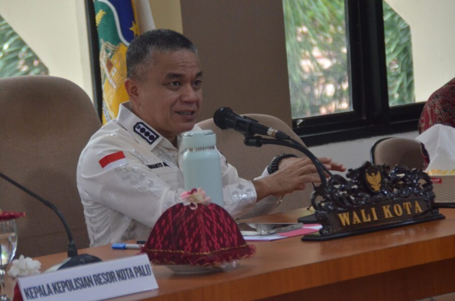 Palu Wajibkan Pedagang Menggunakan QRIS