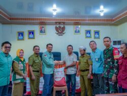 PT Vale Salurkan 617 Sak Pupuk ke Petani di Desa Huko-Huko Kolaka