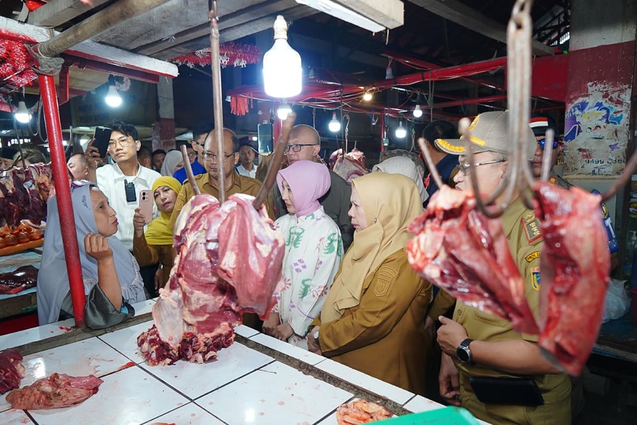 Pemprov Sulteng Sidak Pasar Jelang Nataru 2025-2026, Harga Bahan Pokok Relatif Terkendali