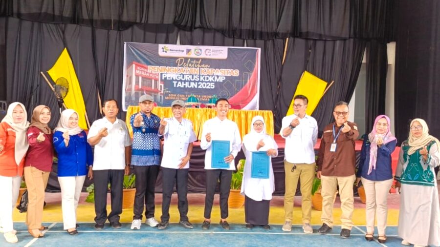 kadis koperasi dan umkm morowali tutup pelatihan pengurus koperasi merah putih