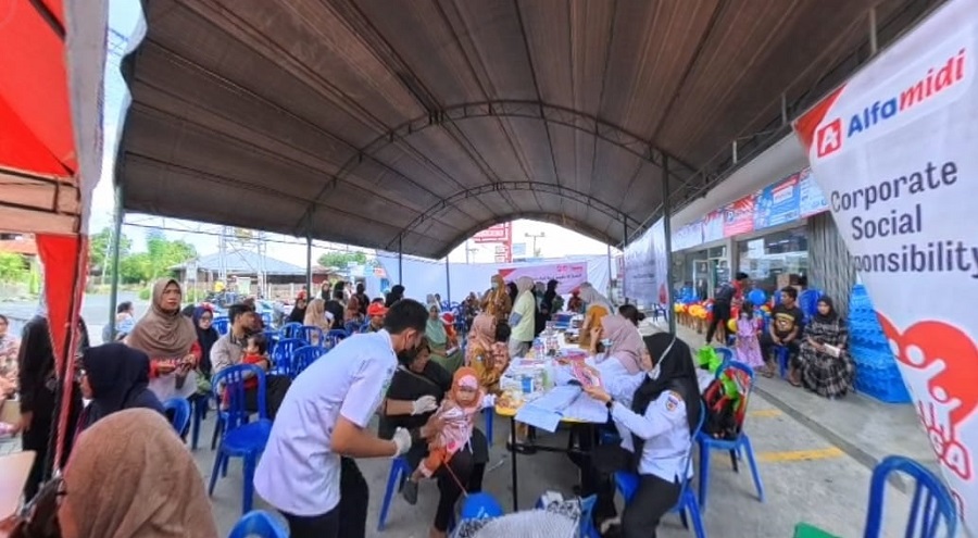 Alfamidi Edukasi Pencegahan Kekurangan Zat Besi Balita di Padanjakaya Palu