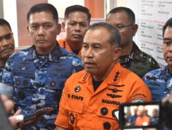 Basarnas Temukan Lokasi Pesawat Jatuh Kurang dari 24 Jam, Fokus Manfaatkan Golden Time Pencarian Korban
