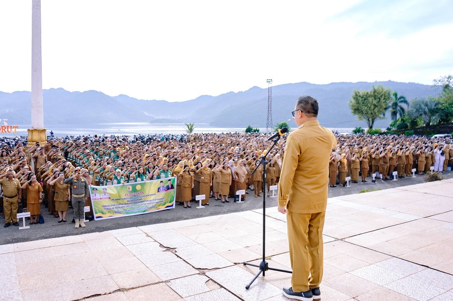 Bupati Delis Pimpin Apel Pedana 2026, Tekankan ASN Morut Pandai Bersyukur