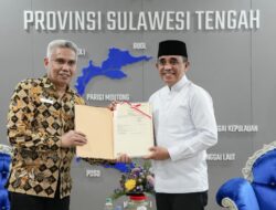 Gubernur Sulteng Terima Sertifikat Tanah Aset Pemda dari Kanwil BPN