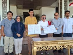 KPU dan Bawaslu Kota Palu Terima Mobil Operasional dari Pemkot