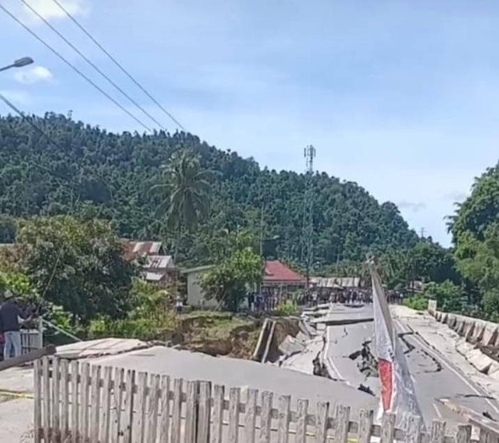 Kasus Amblas Dinding Penahan Tanah Jalan Nasional Desa Watuawu Mandek di Kejari Poso