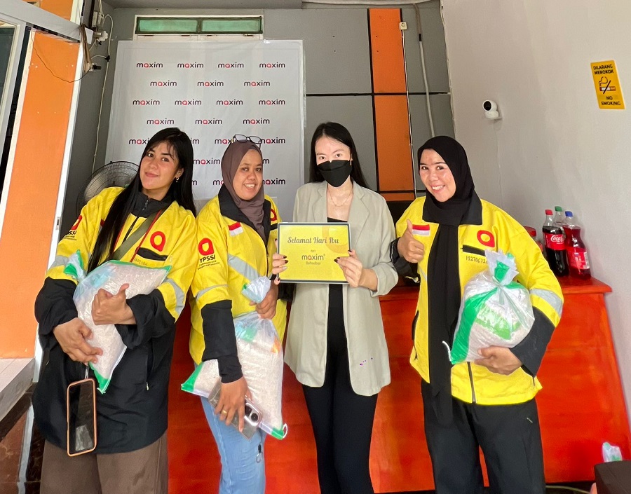Maxim Beri Kado Spesial ke Pengemudi Perempuan di Bahodopi Morowali