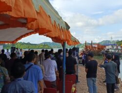 PT KPM Pengapalan Perdana Batu Silika dari Tolitoli ke Kalimantan