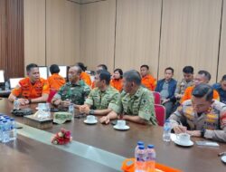 Pencarian Pesawat ATR yang Hilang Diarahkan ke Atas Lereng Gunung Bulusaraung