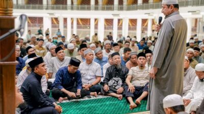 Retret Hari Kedua di Masjid, Gubernur Sulteng dan Pimpinan OPD ‘Jaulah’