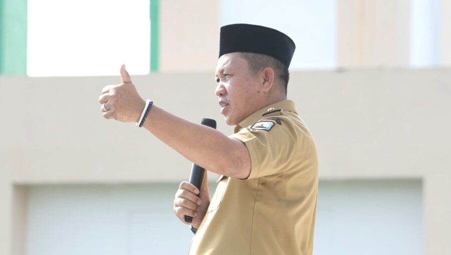 setahun iklas pimpin morowali bupati iksan apresiasi asn pemkab