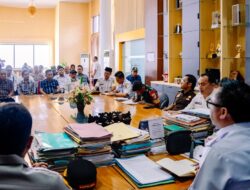 Bupati Morut Pimpin Rapat Penyelesaian Konflik Lahan PT. ANA di Petasia Timur