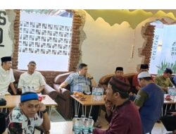 Kajari Tolitoli Undang Puluhan Wartawan Buka Puasa Bersama di Warkop