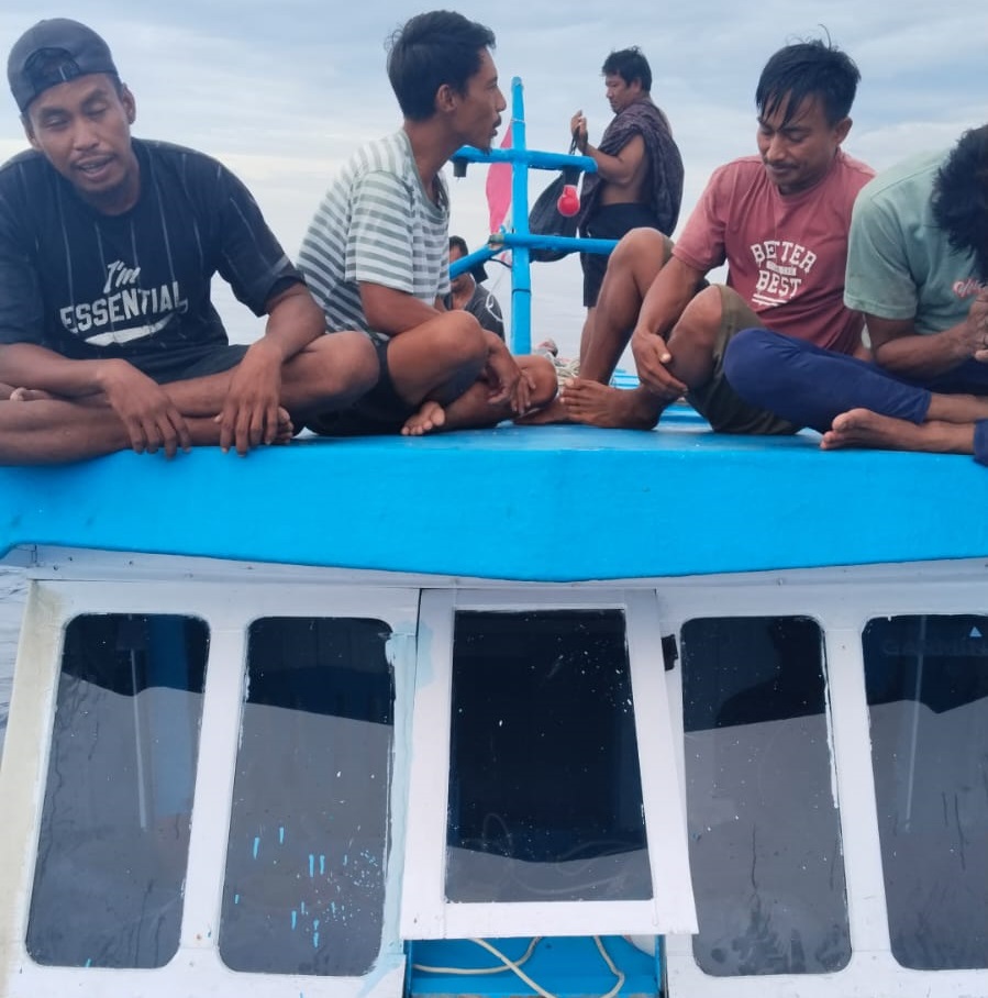 Tiga Hari Terombang Ambing di Teluk Tomini, KM Elnas III Ditemukan
