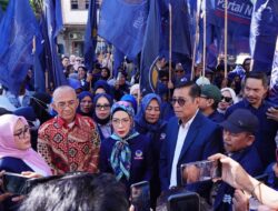 Ratusan Kader NasDem Aksi Jalan Kaki ke Kantor PWI Sulteng untuk Silaturahmi