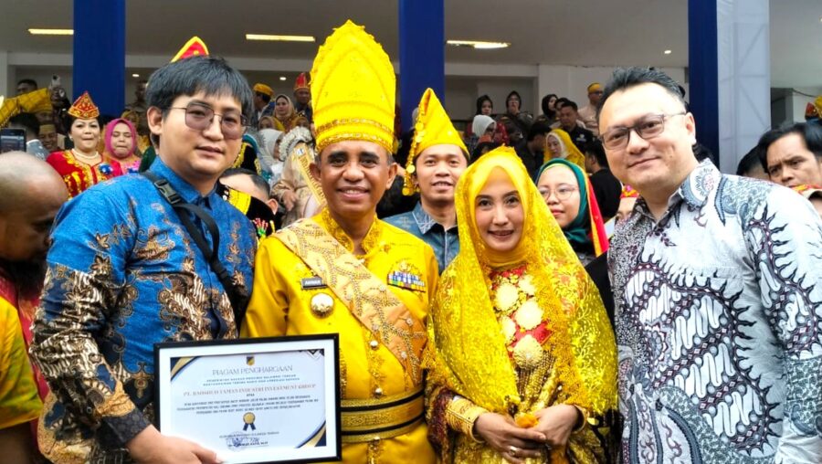 btiig taat bayar pajak raih penghargaan gubernur di hut sulteng ke 62