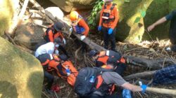 Pasutri Korban Terseret Arus Sungai Buakkang Gowa Berhasil Ditemukan