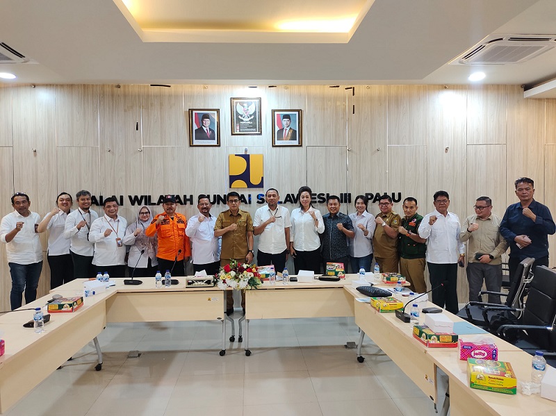 Pemkab Parimo Temui BWSS Rumuskan Penanganan Terintegrasi Pasca Banjir di 3 Desa