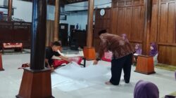 Prodamat Perawatan Jenazah Sesuai HPT Muhammadiyah Digelar Mahasiswa Universitas Ahmad Dahlan