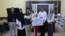 Wabup Poso Serahkan Santunan JKM Rp194 Juta ke Ahli Waris Pegawai Non-ASN