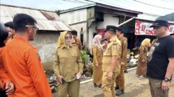 Bersama dengan Wakil Bupati, Bupati Morowali Tinjau Lokasi Banjir
