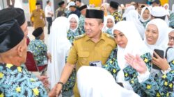 pelepasan jemaah haji morowali dari bantuan rp100 juta hingga cerita fawakihah