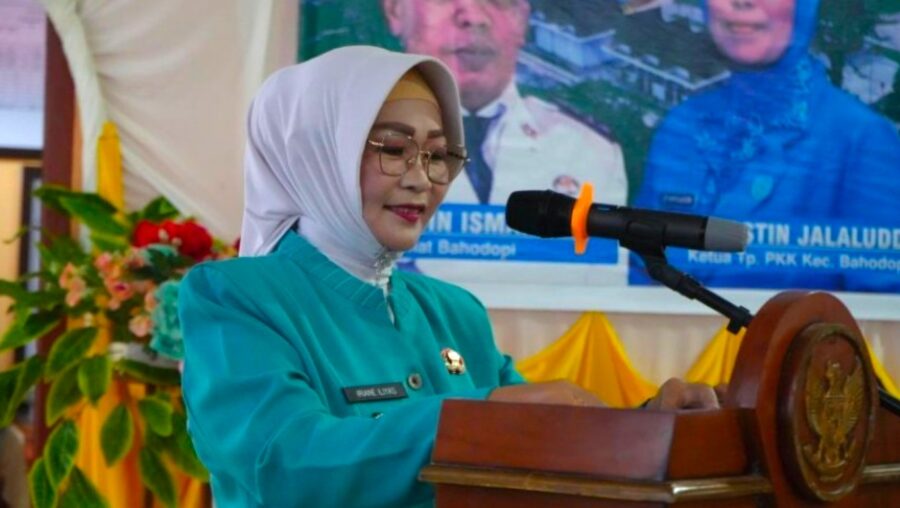 semangat kebersamaan warga bahomakmur dipuji wakil bupati morowali