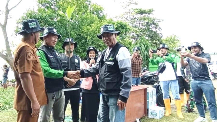 smip rayakan may day dengan aksi hijau di pesisir morowali