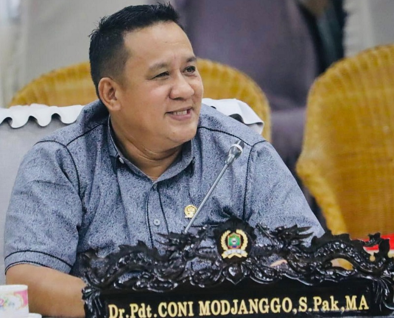 Anleg Sesalkan Dishub Poso Subsidi Blokseat Penerbangan Rp2,5 Miliar: Seharusnya Anggaran untuk Pengadaan Alat Cuci Darah