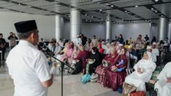 Anwar Hafid Sambut Kedatangan Jemaah Haji Sulteng di Bandara Mutiara SIS Al-Jufri