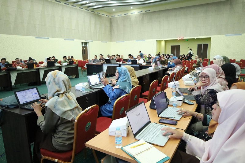 Rektor UIN Datokarama: Dosen Harus Gencar Menulis Karya Ilmiah