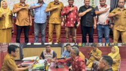 Temui Bupati Parimo, PABKI Perkenalkan Olahraga Ketangkasan Melempar Pisau dan Kapak