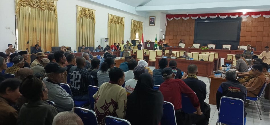 Konflik Lahan dengan PT TEN dan PT CMP, Petani Kembali Geruduk DPRD Tolitoli